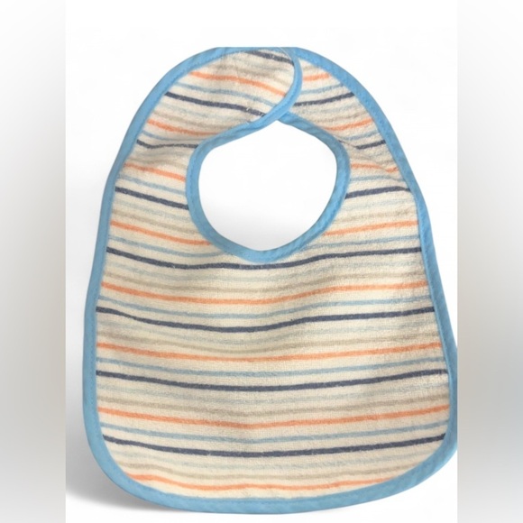 Carter’s & Cloud Island (Bundle of 6) Assorted Baby Bibs Set - Gray, Blue, Cream - Picture 5 of 7